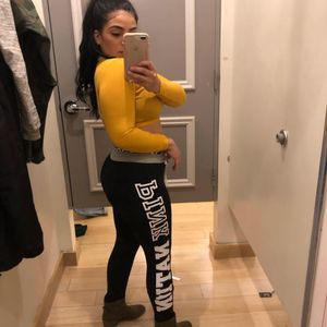 Meet your Posher, Isabel